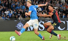 开云体育APP下载-那不勒斯逆转击败罗马，继续保持联赛不败