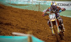 开云体育app-澳网全面碾压美网，兹维列夫关键制胜引领赛事新纪元