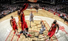 开云体育APP下载-沉默的教科书，伦纳德用一堂价值千万的篮球哲学课