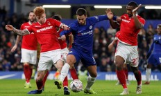 开云下载-曼联签下西汉姆联铁卫，补强防守实力