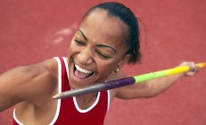 开云平台-费城怒涛吞萨城，末节22-6逆转风暴，76人一战锁定季后赛生死门