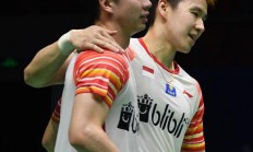 开云体育app-印度队翻盘中国队，黄鸭组合统治全场的简单介绍