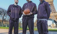 开云体育官网-包含NBA巨星合影曝光，众星云集展现团结的词条