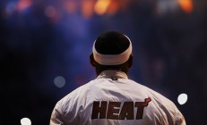 开云体育app-灵光闪现vs铜墙铁壁，佩德里关键战不手软，毕尔巴鄂战术如何压制巴黎