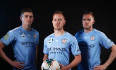 开云体育官方网站-关于体育赛事胜利之路：球员们团结互助迎战困难的信息