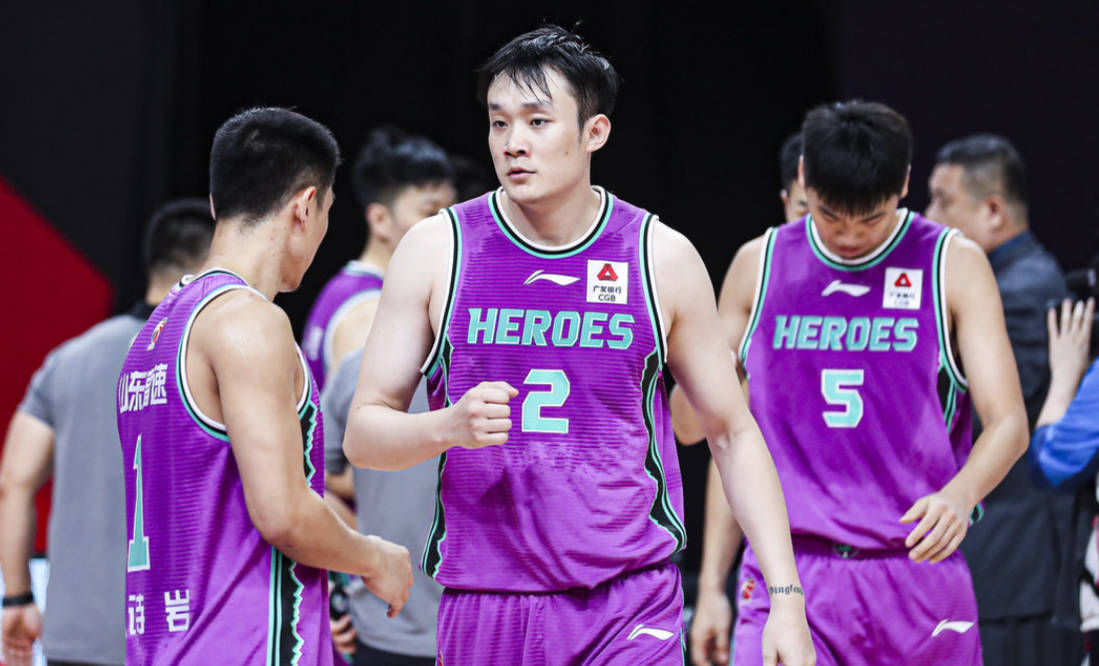关于湖南再次击败对手，追逐季后赛梦想的信息