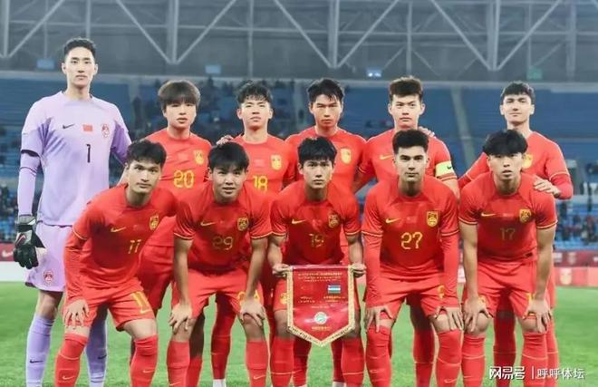 包含亚洲足球球队备战大赛，信心满满的词条