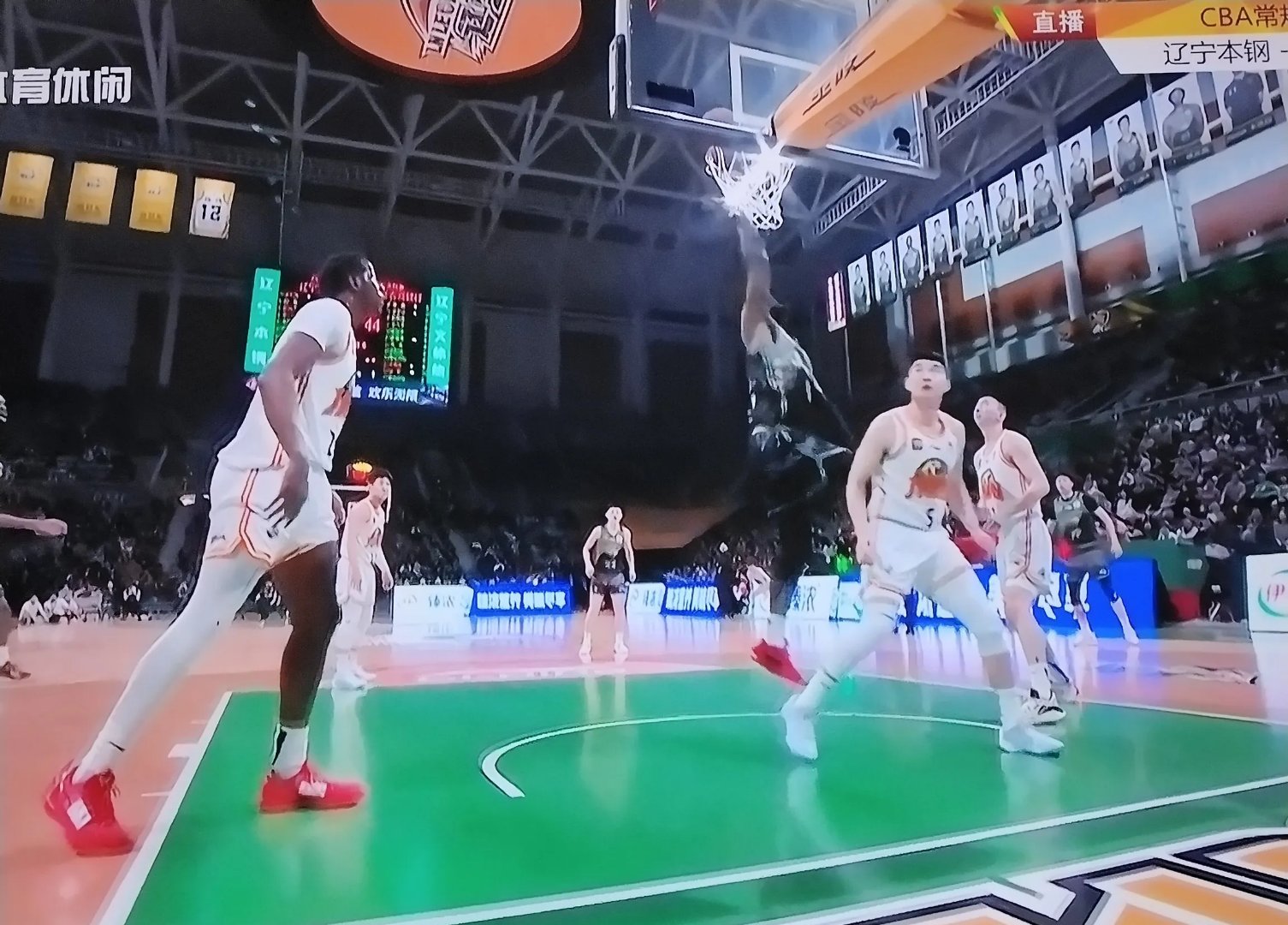 福建男篮力克吉林队，实现两连胜