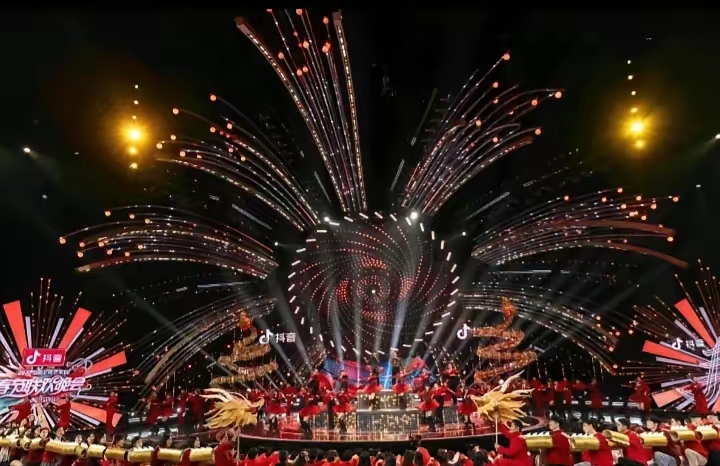 五星级表演！全明星周末震撼上演，燃爆全场的简单介绍