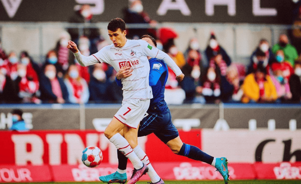 不来梅球队在比赛中表现出色,取胜呐喊的简单介绍 不来梅球队在比赛中表现出色,取胜呐喊的简单介绍