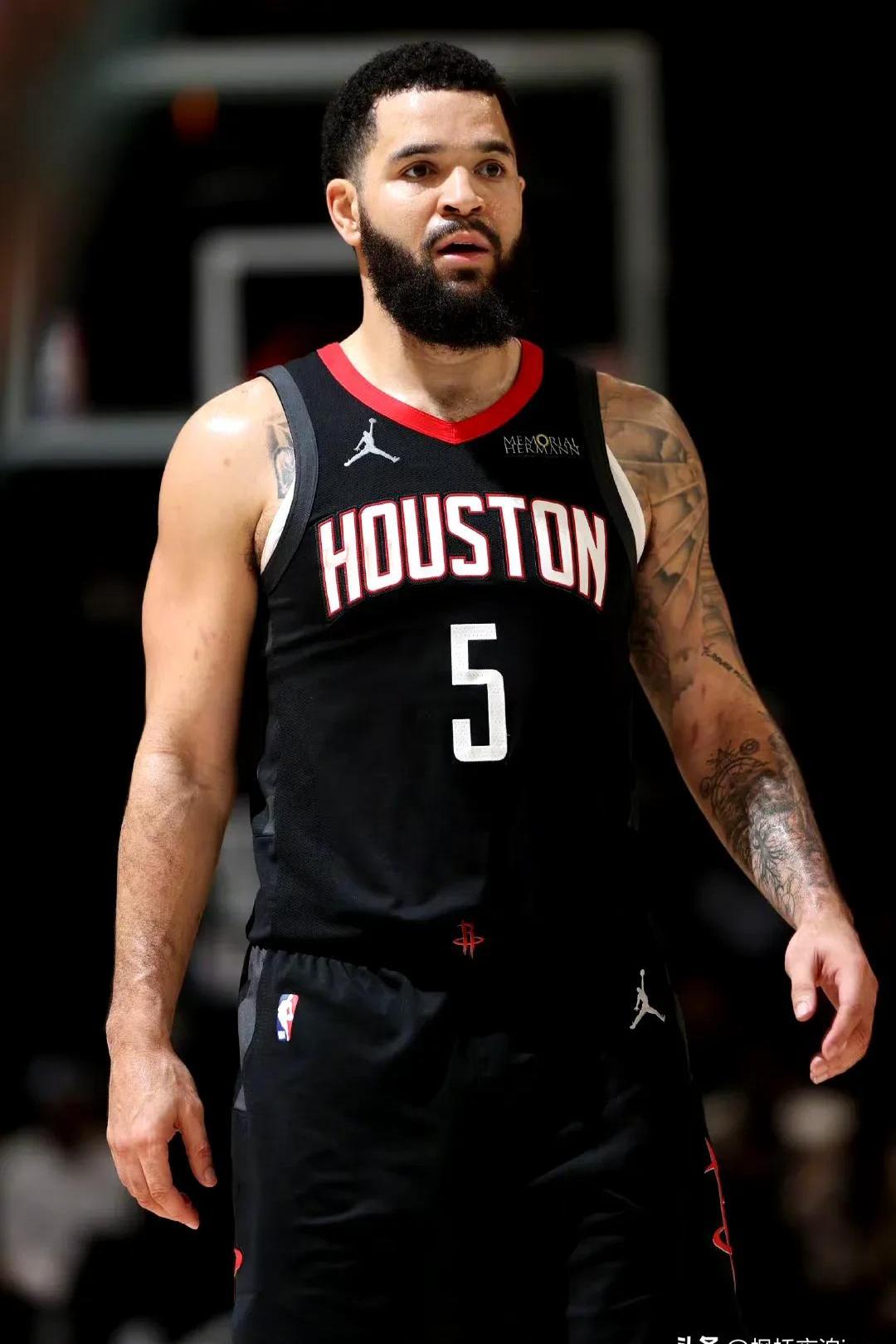 火箭核心球员受伤，前景黯淡