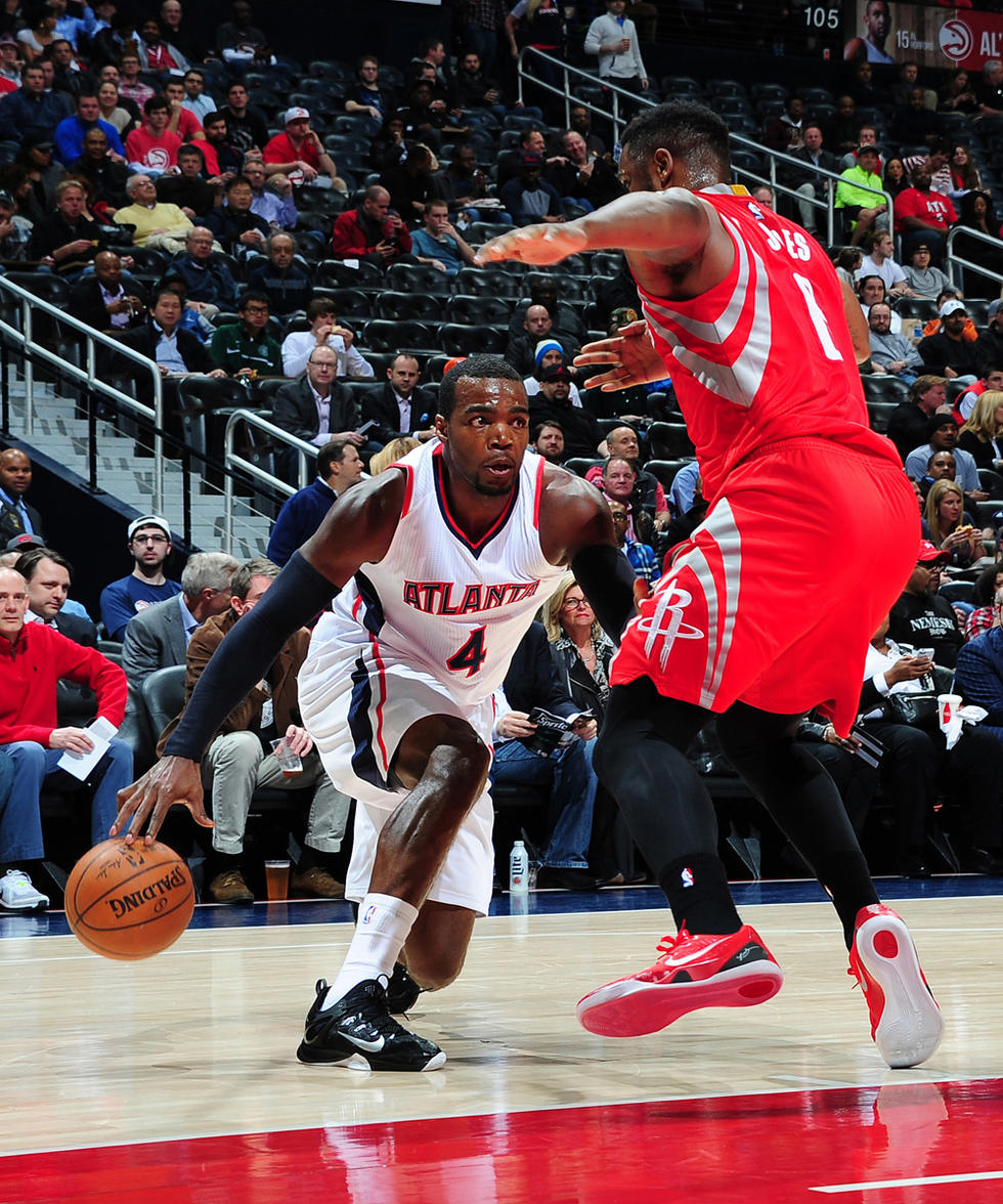 火箭逆转老鹰，取得胜利