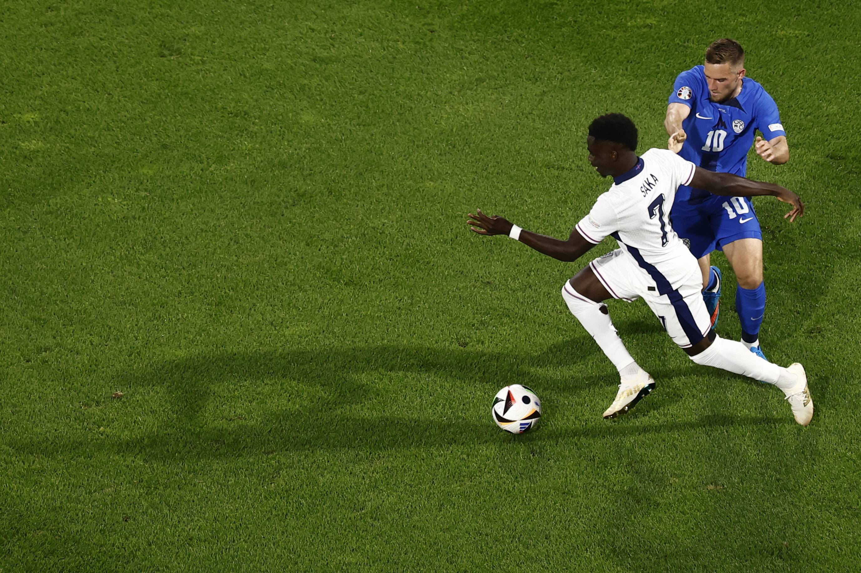 世界范围的足球赛事:精彩对决即将开战 世界范围的足球赛事:精彩对决即将开战