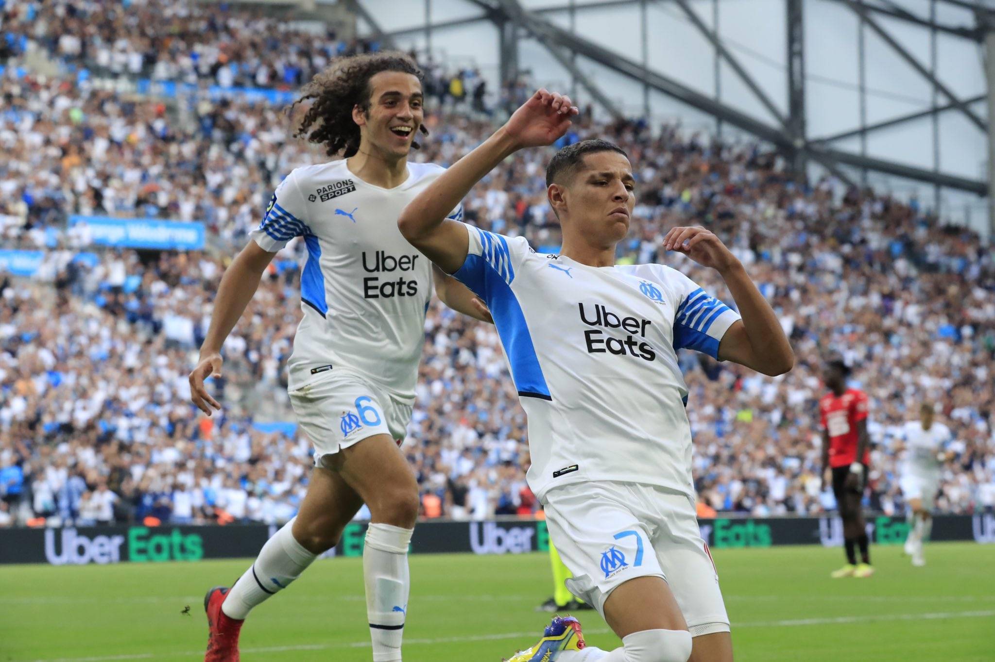 巴黎客场大胜贝桑松,领跑法甲积分榜 巴黎客场大胜贝桑松,领跑法甲积分榜