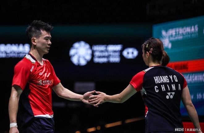 印度队翻盘中国队,黄鸭组合统治全场的简单介绍 印度队翻盘中国队,黄鸭组合统治全场的简单介绍