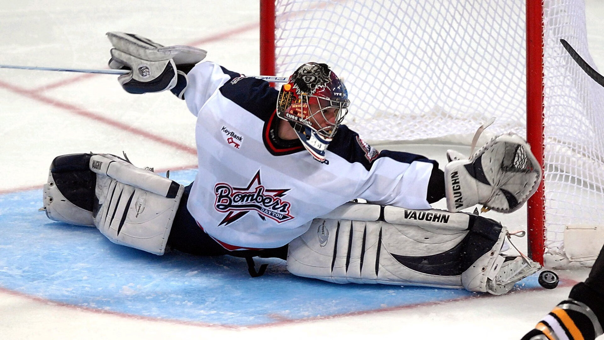 逆转之战，阿斯顿马丁力克索伯，诺里斯星光熠熠