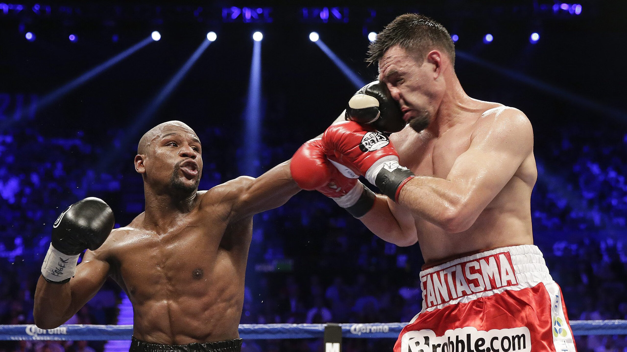 破壁之战,深圳队跨时空碾压凯尔特人,麦科勒姆神迹点亮东西方篮球对话